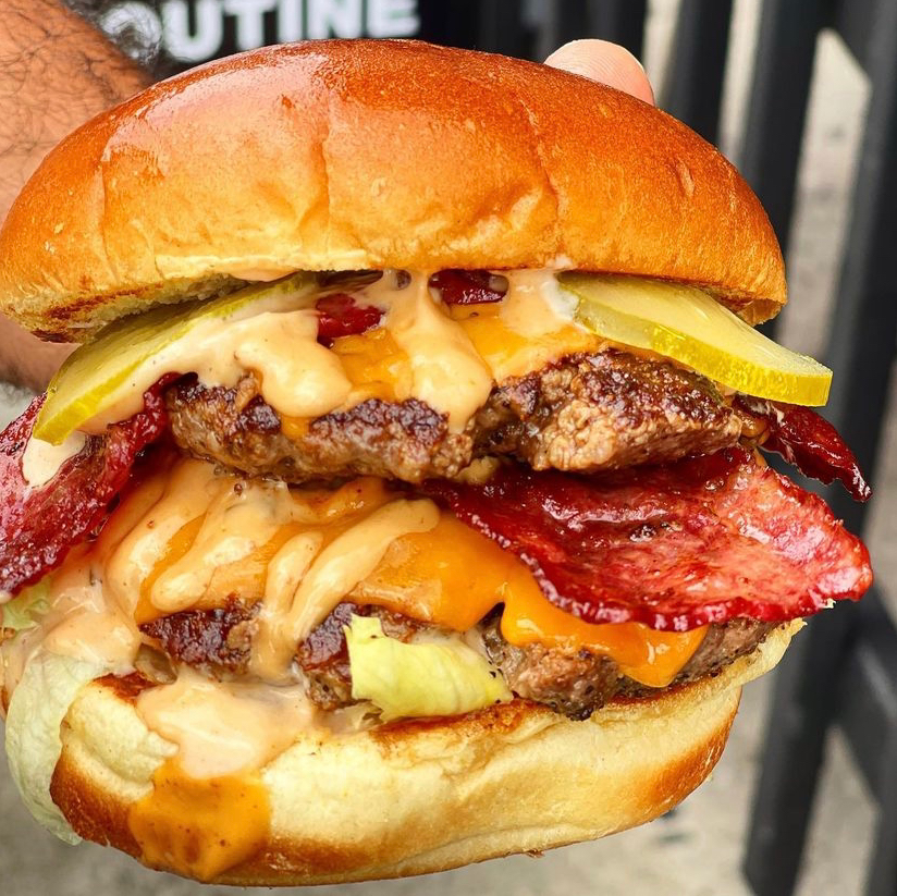 Top Gun Burger (Keele St.) Photo 6